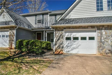 21 Willowick Drive