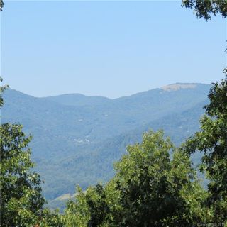 6 Cinnamon Ridge sold home in Whispering Oaks, Waynesville, NC