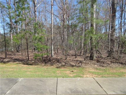1302 Prestwick Lane