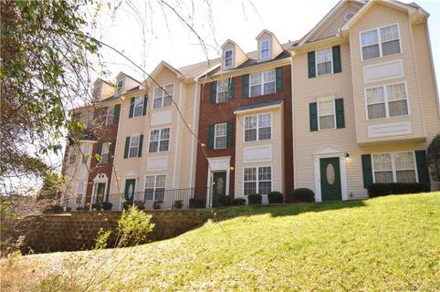 10011 Treeside Lane 75 sold home in Parkview, Matthews, NC