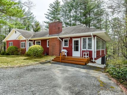 529 Alta Vista Lane