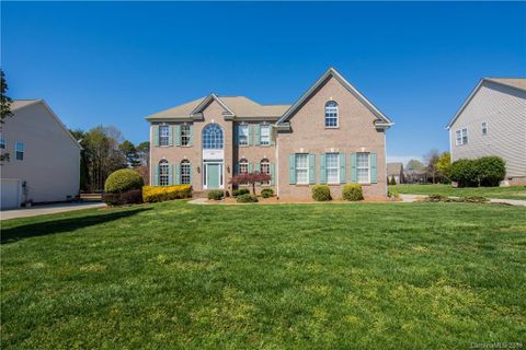 281 Corona Circle