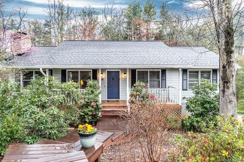 115 Forest Lake Drive