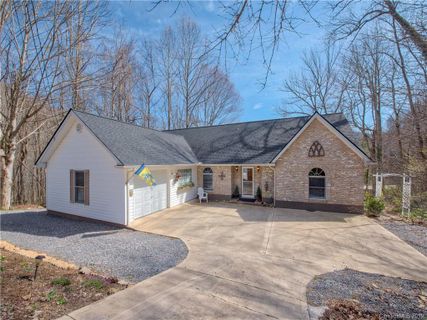 115 Little Creek Lane sold home in Hooter Hollow, Maggie Valley, NC