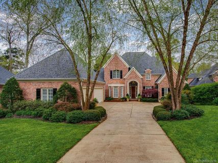 5508 Gordonvale Place sold home in Blantyre, Charlotte, NC