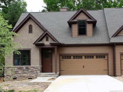 6 Meadow Vista Court