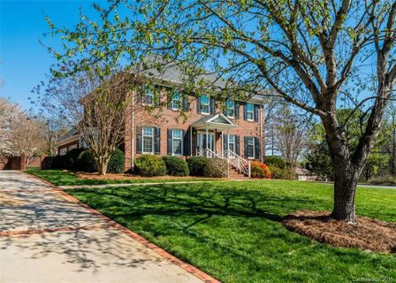 2930 Colony Woods Drive sold home in Colony Woods, Gastonia, NC