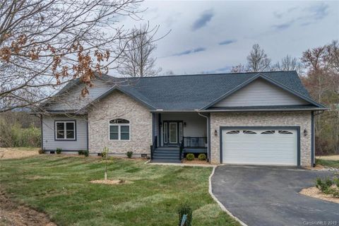 37 Ashton Forest Court sold home in Laurel Oaks, Hendersonville, NC