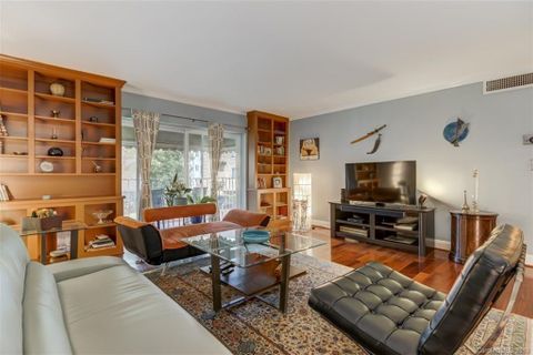 1323 Queens Road 217 sold home in Charlotte House, Charlotte, NC
