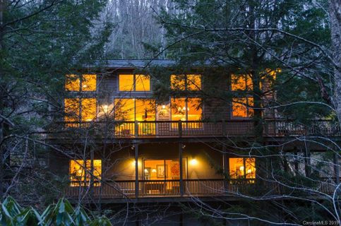 99 Falling Water Drive