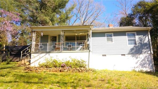1322 Kings Circle