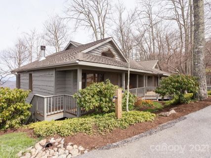 135 Clubhouse Drive 5-A