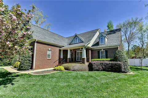 6104 Pine Chapel Drive 12