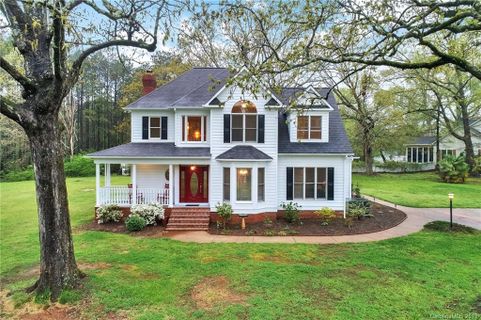 1311 Leland Court