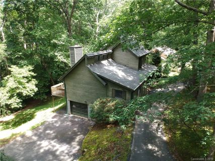25 Oakwood Road sold home in Oakwoods, Candler, NC
