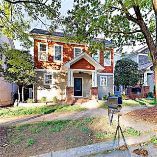728 E 8th Street