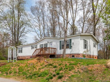 51 Farmstead Road sold home in Farmstead, Leicester, NC