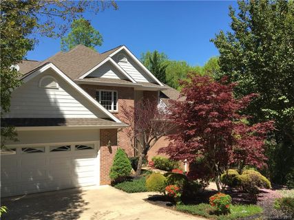 210 Clear Vista Circle sold home in Clear Vista, Asheville, NC
