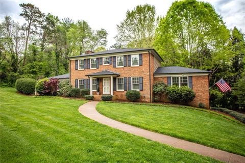 3340 3rd Street Drive sold home in Northmoor, Hickory, NC