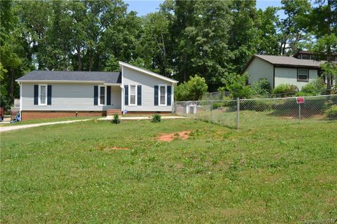 2223 Sunset Road sold home in Cresthills, Charlotte, NC
