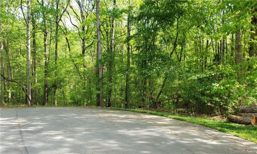 Lot 113 Stallion Court sold home in Providence Woods South, Matthews, NC