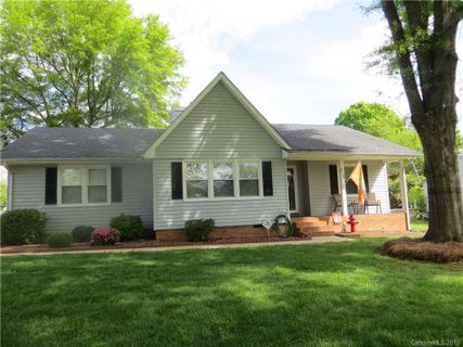 210 King George Lane