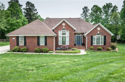 121 Whimbrel Lane