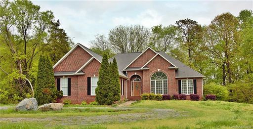 2625 South Point Road sold home in South Point, Belmont, NC