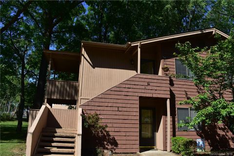1468 Riverwood Court