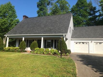 1017 Charlesmont Court sold home in Plantation Heights, Lenoir, NC