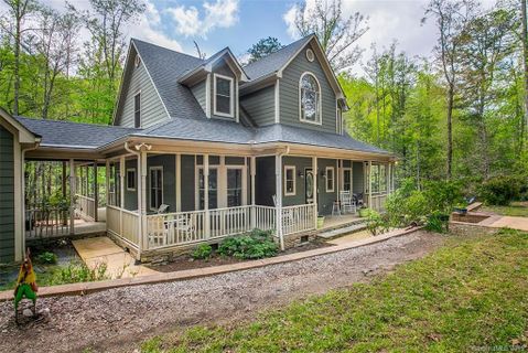 526 Rixhaven Drive