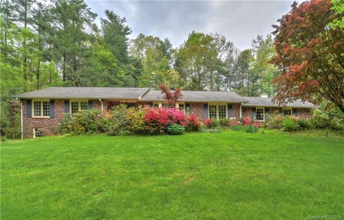 103 Estate Drive sold home in Chanteloupe Ctry Est, Hendersonville, NC
