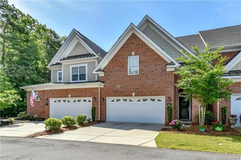 923 Ospre Lane