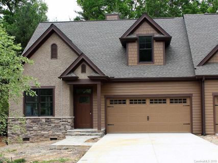 8 Meadow Vista Court