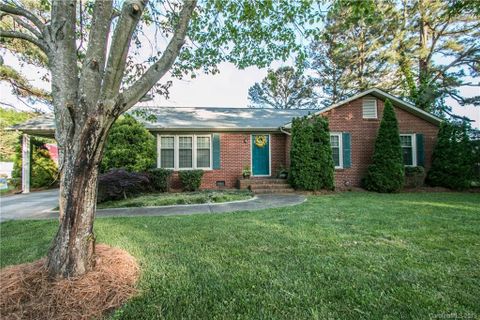 114 Cottonwood Drive