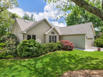 110 Charles Ridge Road sold home in Charles Ridge, Asheville, NC