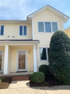 3390 White Oak Court D5 sold home in White Oak Manor, Claremont, NC