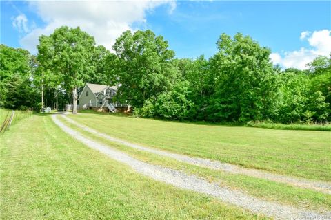 Previously sold for $302,500
