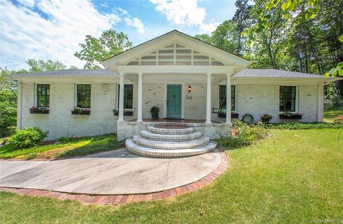 333 Hillandale Drive sold home in Sardis Terrace, Charlotte, NC