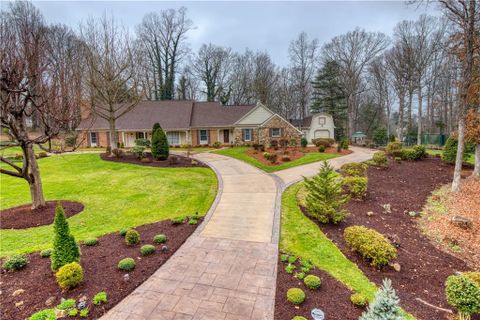 200 S Peachtree Road sold home in Lynnwood, North Wilkesboro, NC
