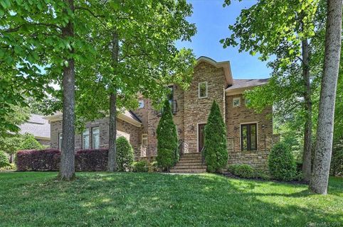 Previously sold for $635,000