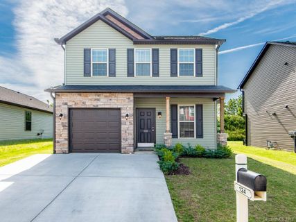 124 North River Road