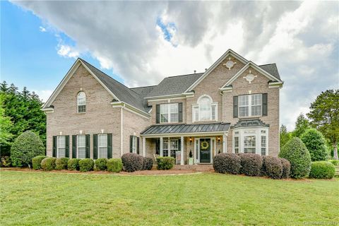 8107 Foal Court