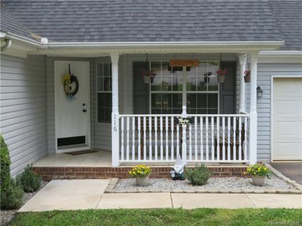 116 Gatwick Court