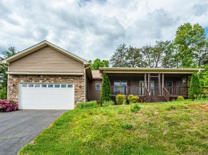 32 Lancaster Lane sold home in Stockton Ridge, Weaverville, NC