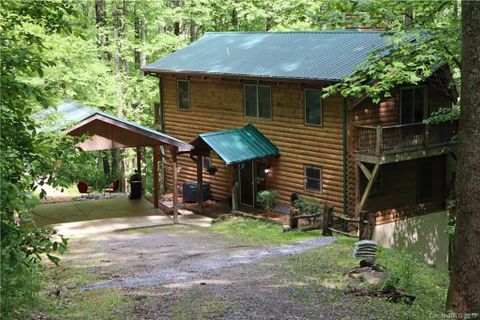 556 Roaring Creek Lane sold home in Roaring Creek, Waynesville, NC