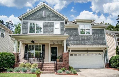 7312 Cascading Pines Drive sold home in Trailridge, Tega Cay, SC