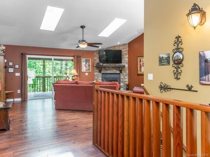 45 Springwood Drive