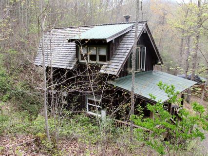 151 Shady Grove Road sold home in Cedar Creek Farm, Tuckasegee, NC