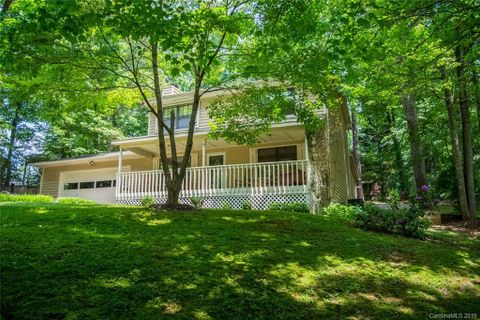 30 Oakwood Road sold home in Oakwoods, Candler, NC